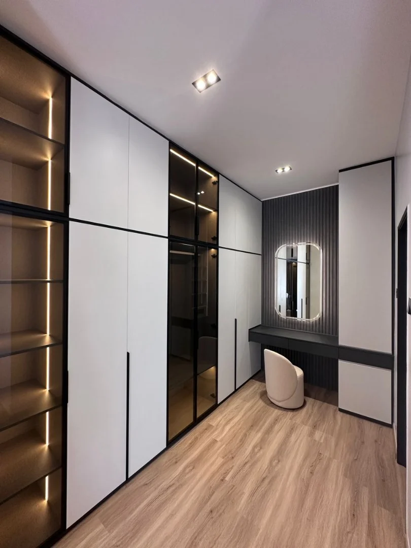 Hepsen Furniture custom wardrobe and closet design showcase